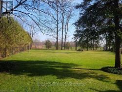 Backs onto Farm Land - 