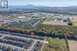 Costco & Lakehead University close by - 