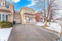 51 SOFTNEEDLE AVENUE  Brampton, ON L6R 1K7