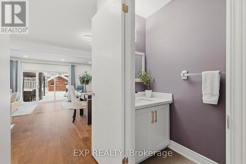 279 Highbrook Crescent, Kitchener, ON - Indoor Photo Showing Bathroom