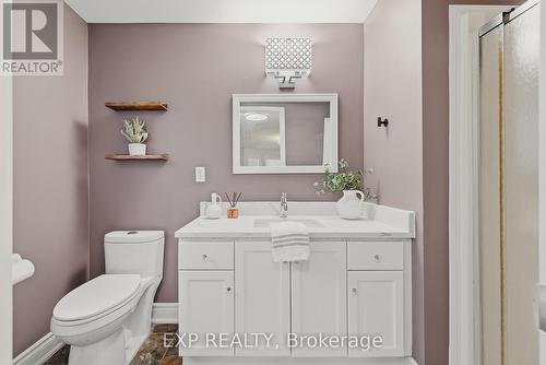 279 Highbrook Crescent, Kitchener, ON - Indoor Photo Showing Bathroom