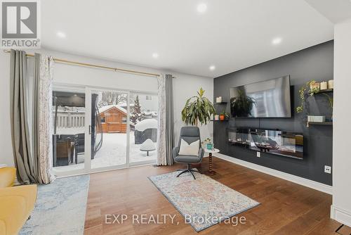 279 Highbrook Crescent, Kitchener, ON - Indoor