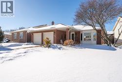 1015 Plymouth STREET  Sarnia, ON N7S 5Z4