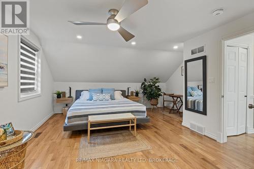 202 Anne Street, Niagara-On-The-Lake (Town), ON - Indoor Photo Showing Bedroom