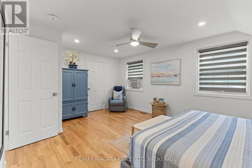 202 Anne Street, Niagara-On-The-Lake (Town), ON - Indoor Photo Showing Bedroom