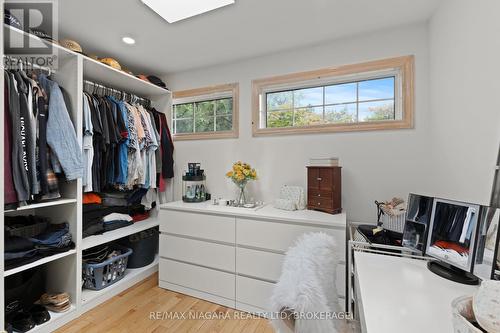 202 Anne Street, Niagara-On-The-Lake (Town), ON - Indoor With Storage