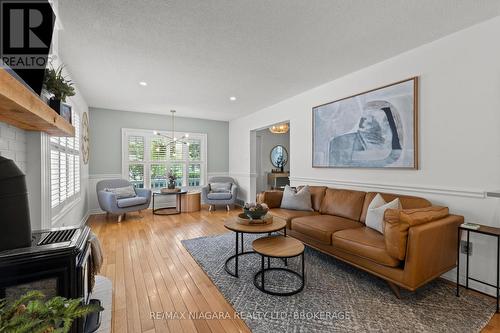 202 Anne Street, Niagara-On-The-Lake (Town), ON - Indoor Photo Showing Living Room