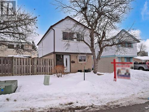 10 HILLBANK TRAIL  Brampton, ON L6S 1P6