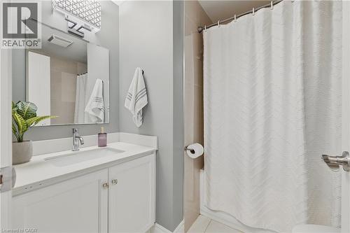 279 Highbrook Crescent, Kitchener, ON - Indoor Photo Showing Bathroom