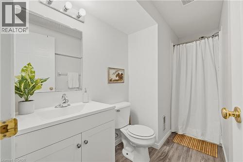 279 Highbrook Crescent, Kitchener, ON - Indoor Photo Showing Bathroom
