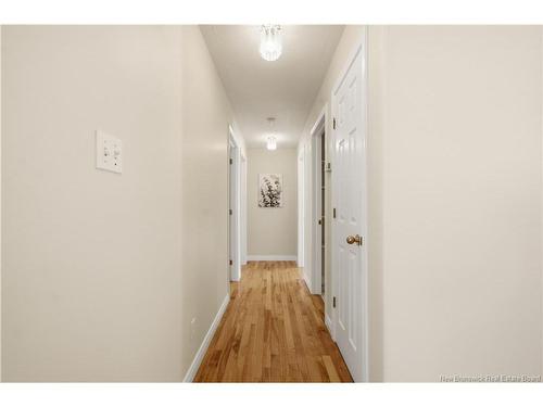 207 Manresa Dr, Fredericton, NB 