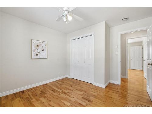 207 Manresa Dr, Fredericton, NB 