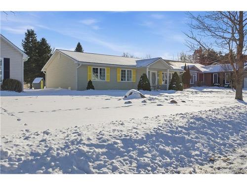 207 Manresa Dr, Fredericton, NB 