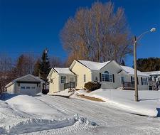 35 Côte Bleu DR  Bathurst, NB E2A 3G1