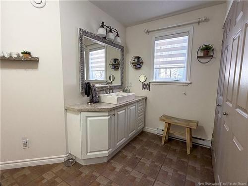 35 Cote Bleu Dr, Bathurst, NB 