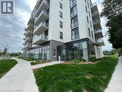 7 ERIE Avenue Unit# 810  Brantford, ON N3S 0K5