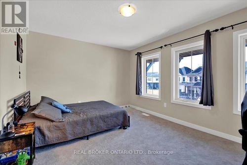 73 Stern Drive, Welland, ON - Indoor Photo Showing Bedroom