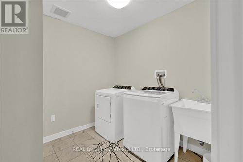 73 Stern Drive, Welland, ON - Indoor Photo Showing Laundry Room