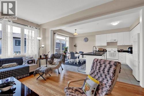 73 STERN DRIVE Drive  Welland, ON L3B 0M3