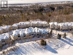 34 - 2400 NEYAGAWA BOULEVARD  Oakville (Ro River Oaks), ON L6H 7P5