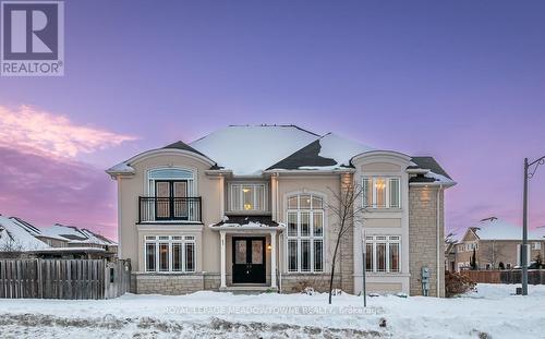 700 SERAFINI CRESCENT  Milton, ON L9T 7P4