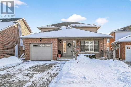 15 GABRIELE COURT  Hamilton, ON L8G 5C4