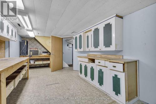 Workshop - 21 Langton Road, London East (East D), ON - Indoor Photo Showing Other Room