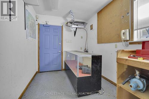 Workshop - 21 Langton Road, London East (East D), ON - Indoor Photo Showing Other Room