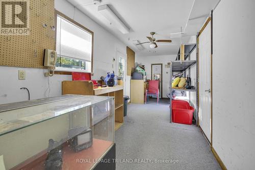 Workshop - 21 Langton Road, London East (East D), ON - Indoor Photo Showing Other Room