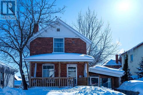 87 EGLIN STREET N  Orillia, ON L3V 1S3