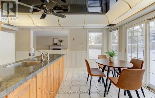 21 Sandcliffe Place, Waterloo, ON - Indoor