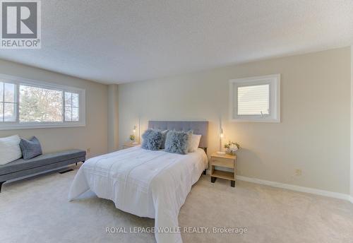 21 Sandcliffe Place, Waterloo, ON - Indoor Photo Showing Bedroom