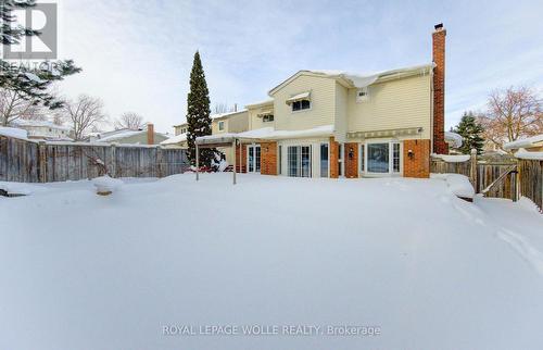 21 Sandcliffe Place, Waterloo, ON - Outdoor