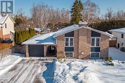 53 ALICE STREET  Collingwood, ON L9Y 4E9