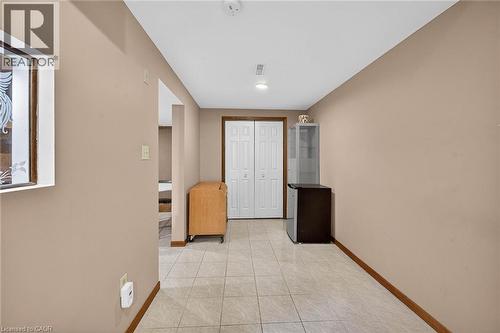 15 Gabriele Court, Hamilton, ON - Indoor Photo Showing Other Room