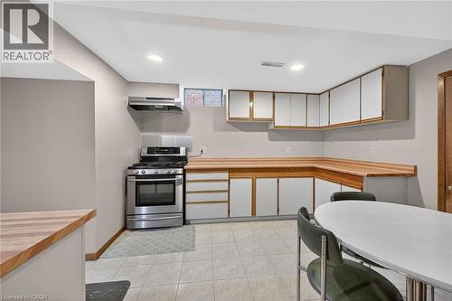 15 Gabriele Court, Hamilton, ON - Indoor