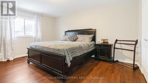 5962 Manzanillo Crescent, Mississauga, ON - Indoor Photo Showing Bedroom