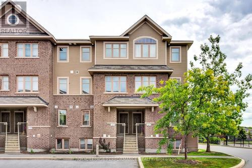 125 WINDSWEPT PRIVATE  Ottawa, ON K1V 0Z4