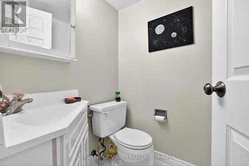 1002 - 81 Millside Drive, Milton, ON - Indoor Photo Showing Bathroom