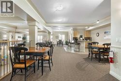 kitchen & social area - 