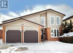 1982 VALLEY FARM ROAD  Pickering (Liverpool), ON L1V 1X8