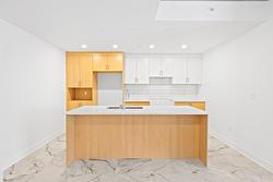 407-244 Boul. Hymus  Pointe-Claire, QC H9R 1G3