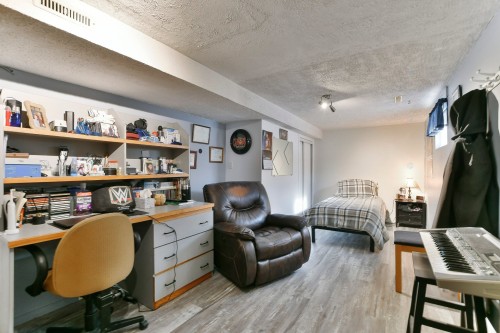 Chambre à coucher - 3950 Rue Nathalie, Laval (Fabreville), QC - Indoor Photo Showing Office