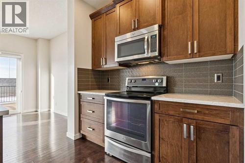116 Walden Parade Se, Calgary, AB - Indoor Photo Showing Kitchen