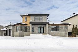 1145 Rue Jean-Vallerand  Boucherville, QC J4B 0H5