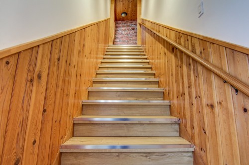 Escalier - 3992 Rue Ste-Jeanne-D'Arc, Saguenay (Jonquière), QC - Indoor Photo Showing Other Room