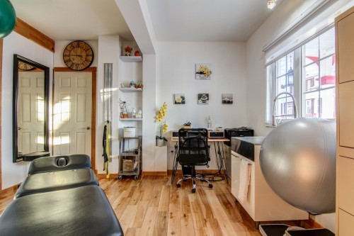 Bureau - 3992 Rue Ste-Jeanne-D'Arc, Saguenay (Jonquière), QC - Indoor Photo Showing Other Room