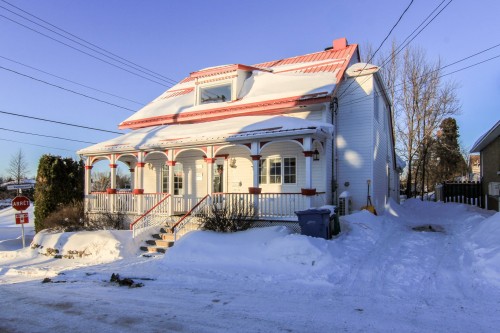 Façade - 3992 Rue Ste-Jeanne-D'Arc, Saguenay (Jonquière), QC - Outdoor With Deck Patio Veranda