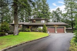 4395 Liberto Rd  Saanich, BC V9E 2C4