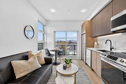 418-720 KLO Road  Kelowna, BC V1Y 4X5